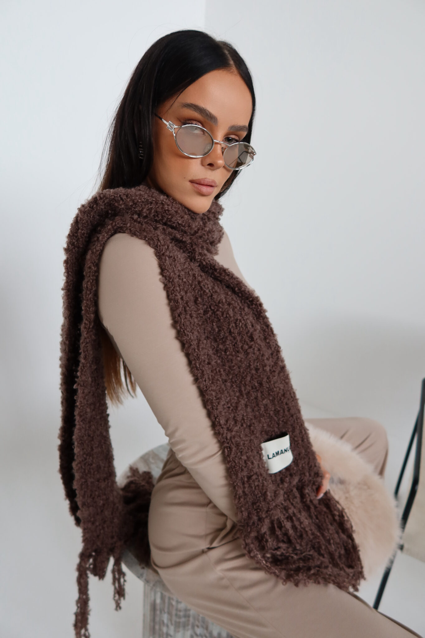 Szalik PLUSHIE czekolada - obrazek 3