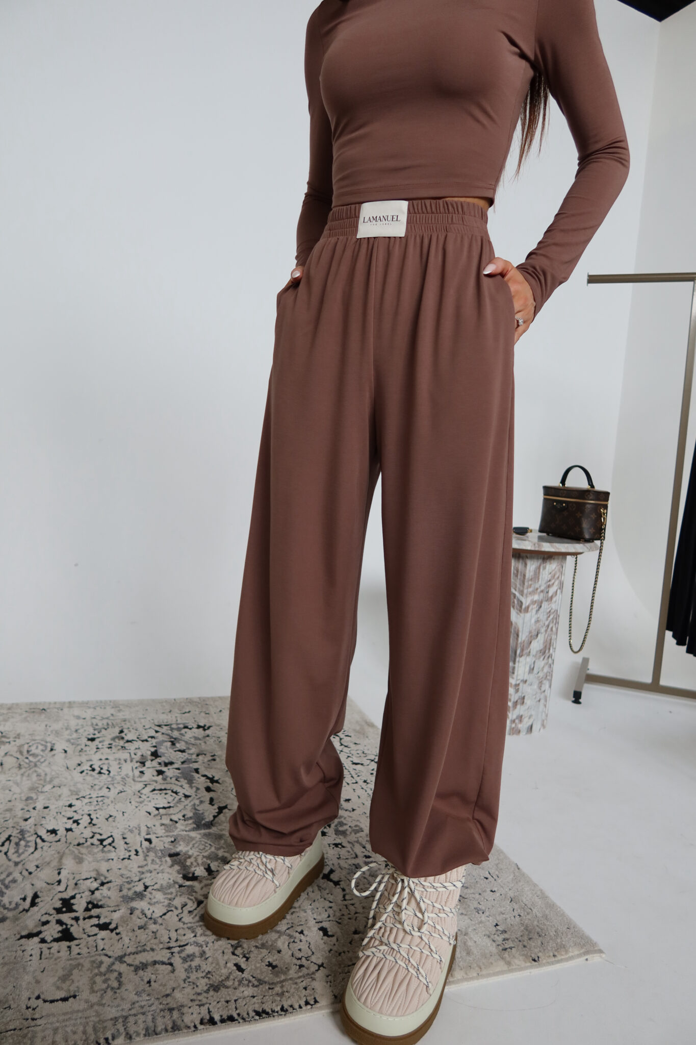 Spodnie BALANCE czekolada