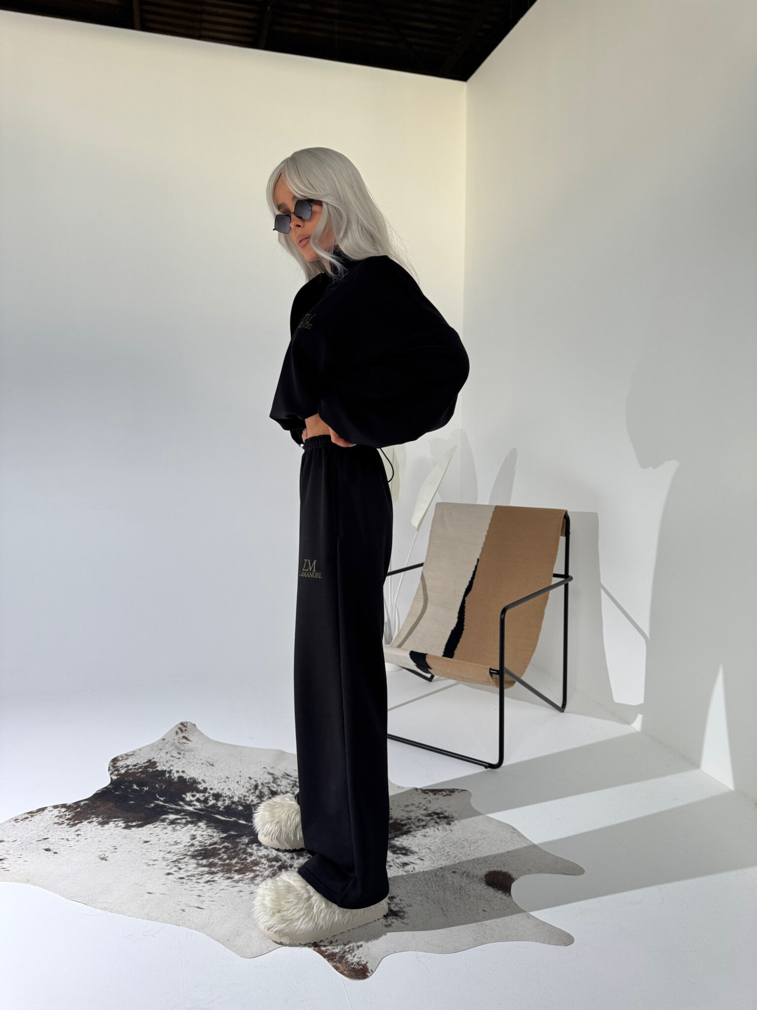 Spodnie MAGNUM czarne - obrazek 3