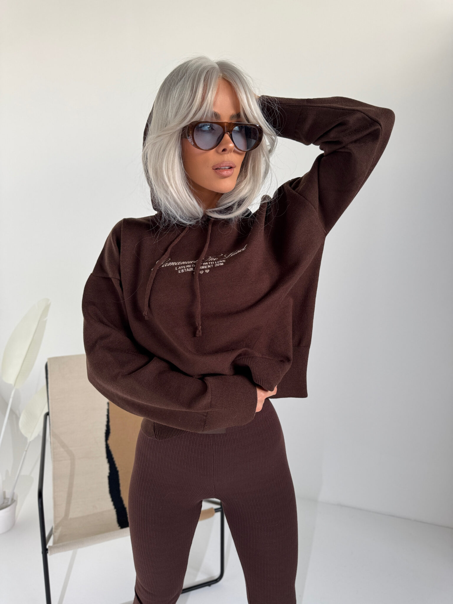 Sweter LOVE czekolada - obrazek 5