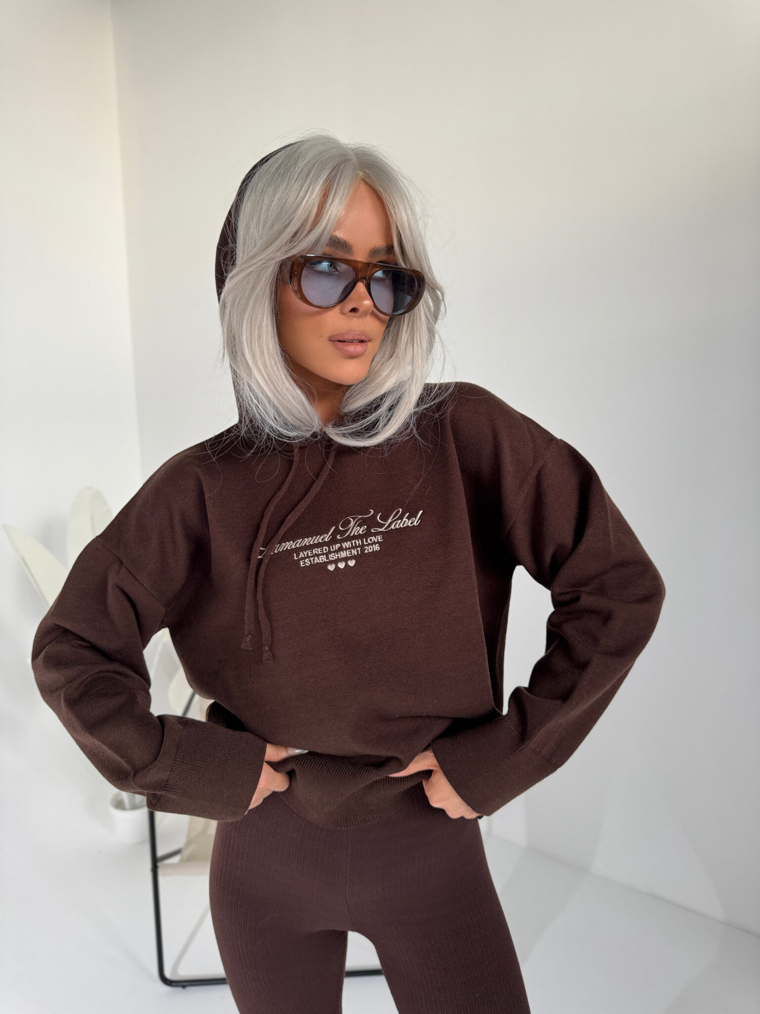 Sweter LOVE czekolada - obrazek 6