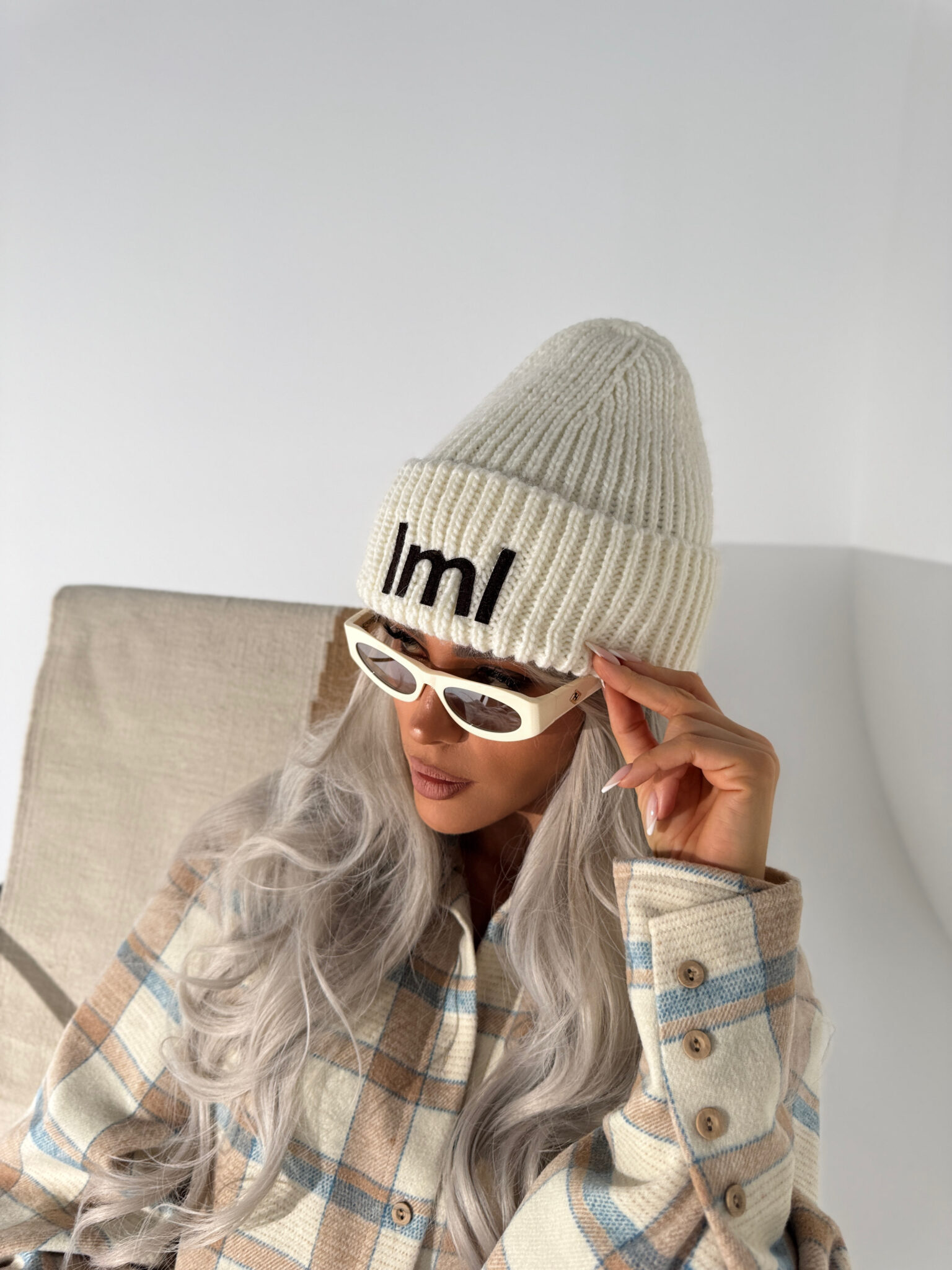 Czapka POLAR ecru - obrazek 2