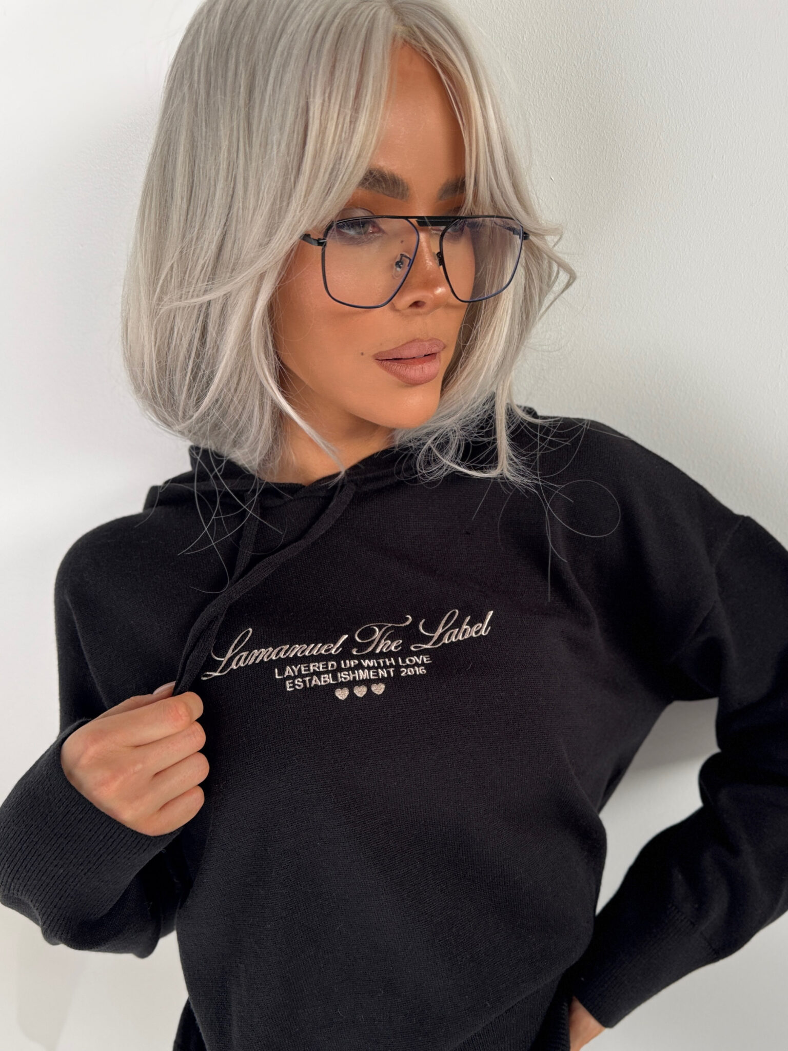 Sweter LOVE czarny - obrazek 5