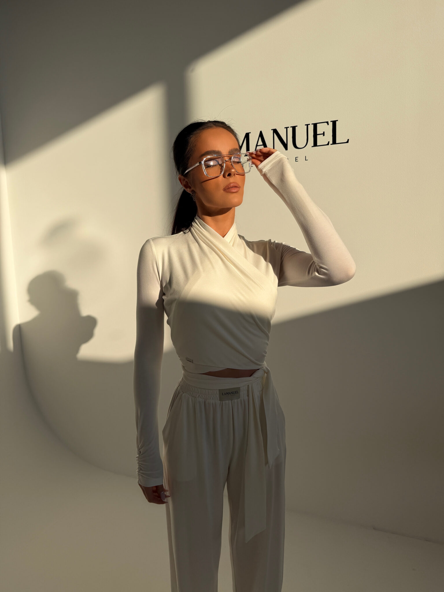 Top RIOT ecru - obrazek 3