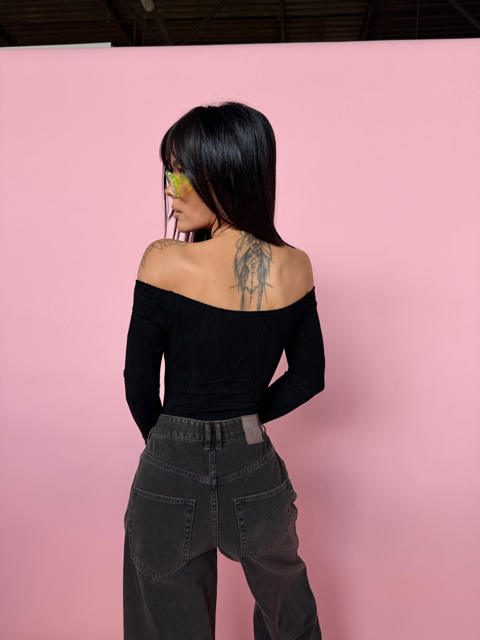 Body ESSENCE czarne - obrazek 5