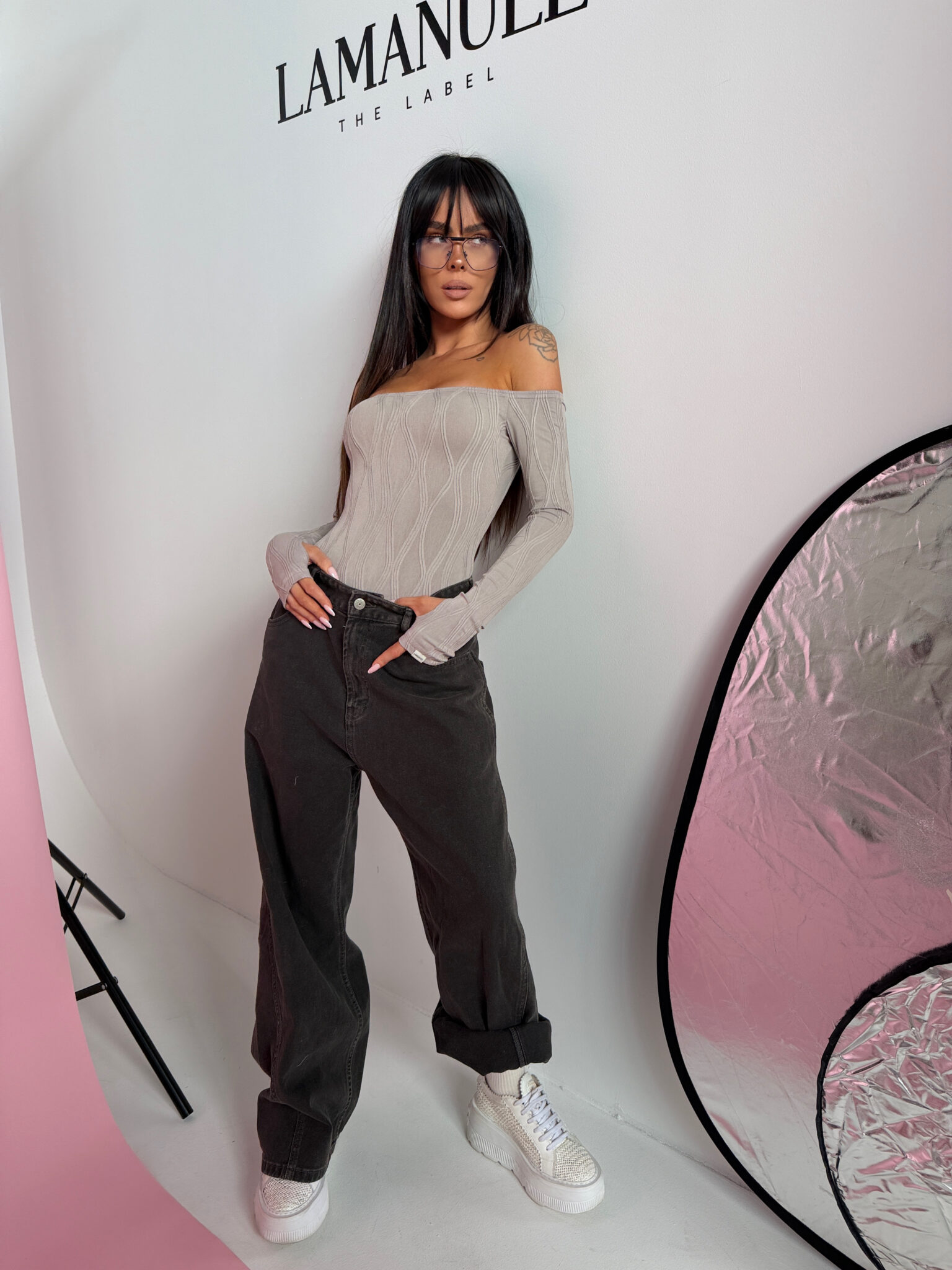 Body ESSENCE beż - obrazek 3